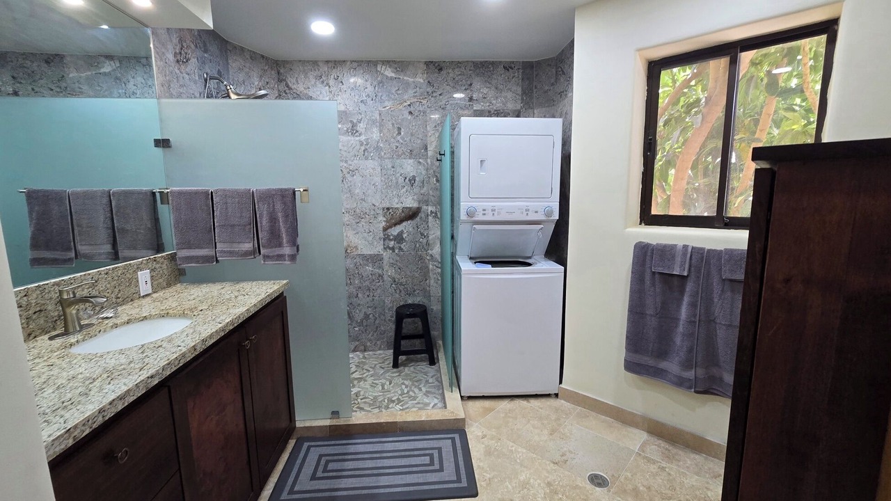 Photo of Bathroom in El Tezal