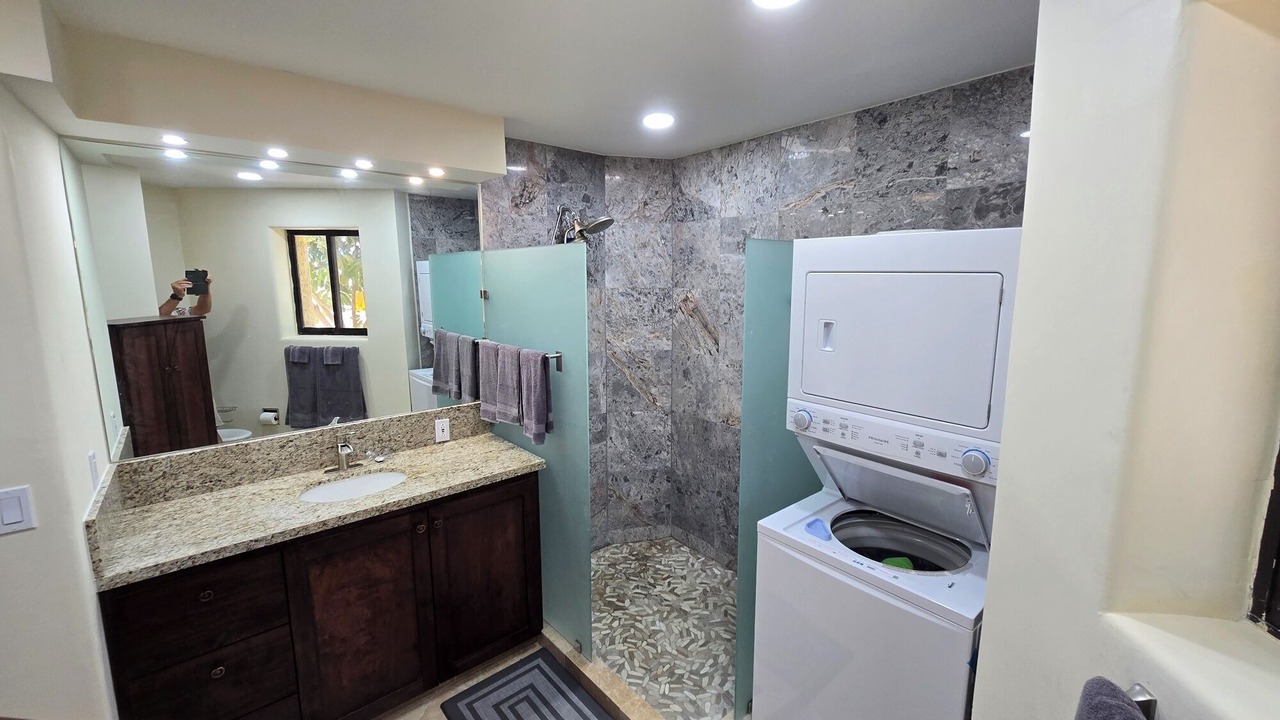 Photo of Bathroom in El Tezal