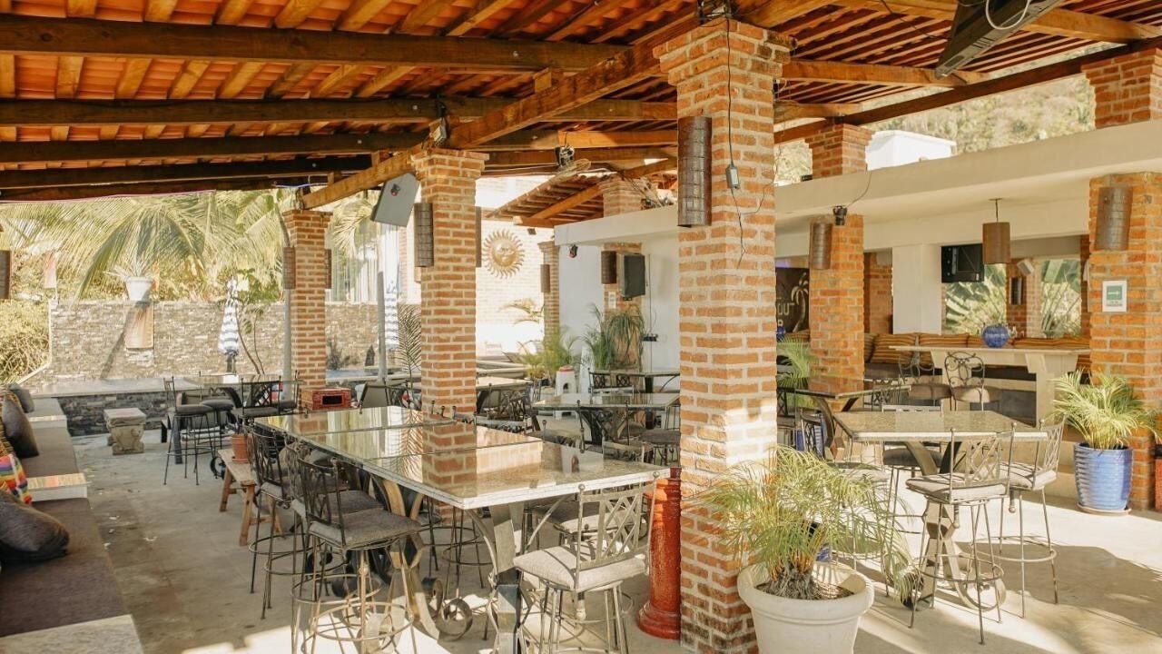 Photo of Outdoor in Romantic Zone