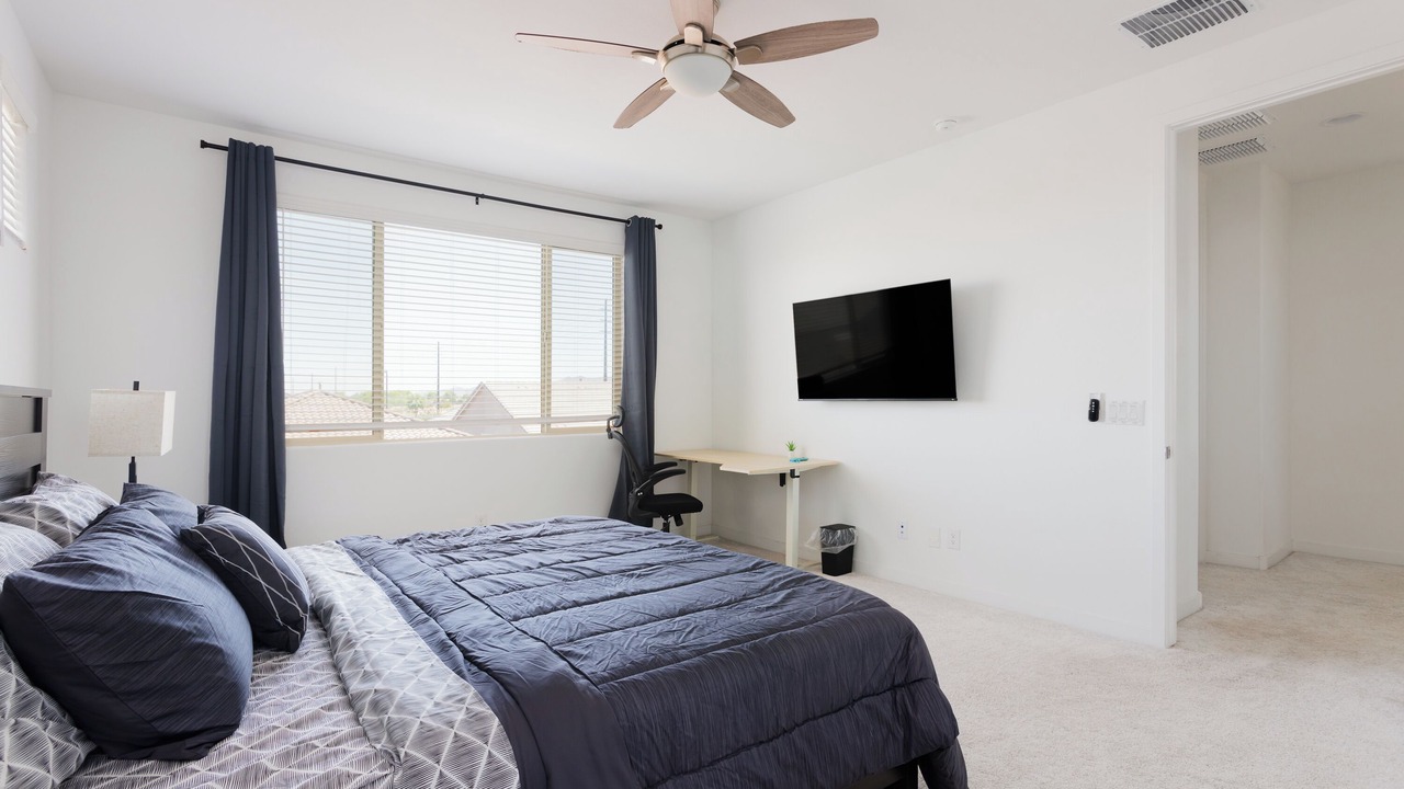 Photo of Bedroom in South Mountain