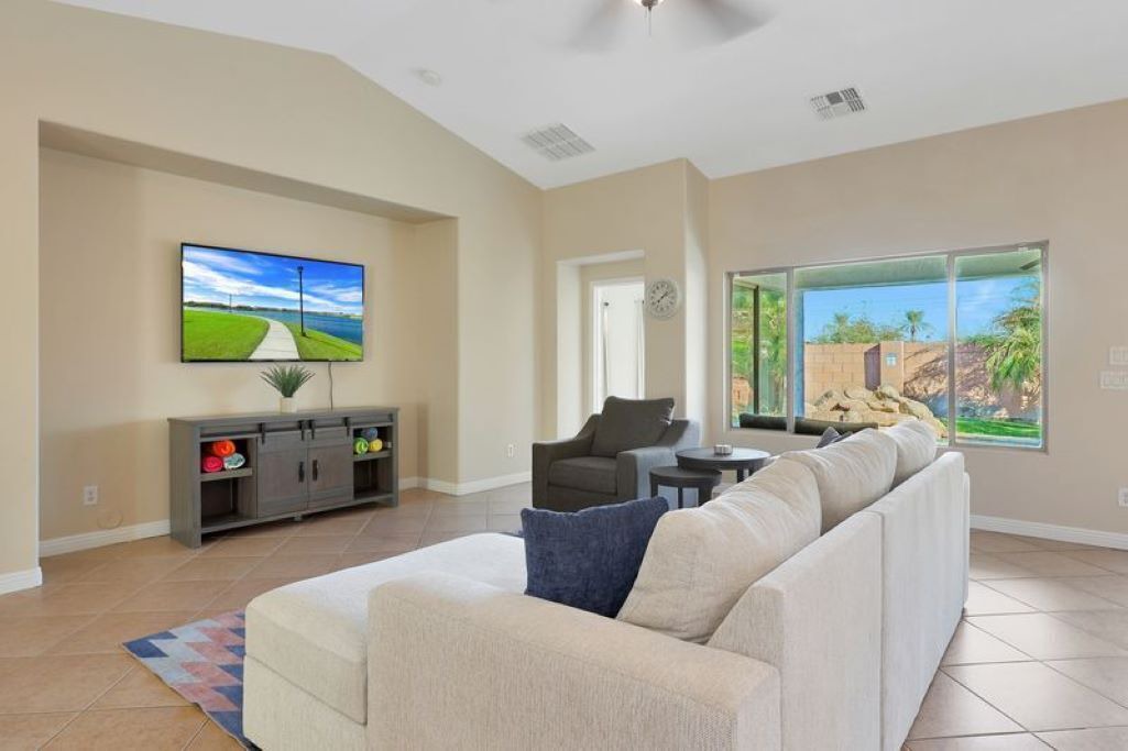 Photo of Outdoor in Estrella Vista