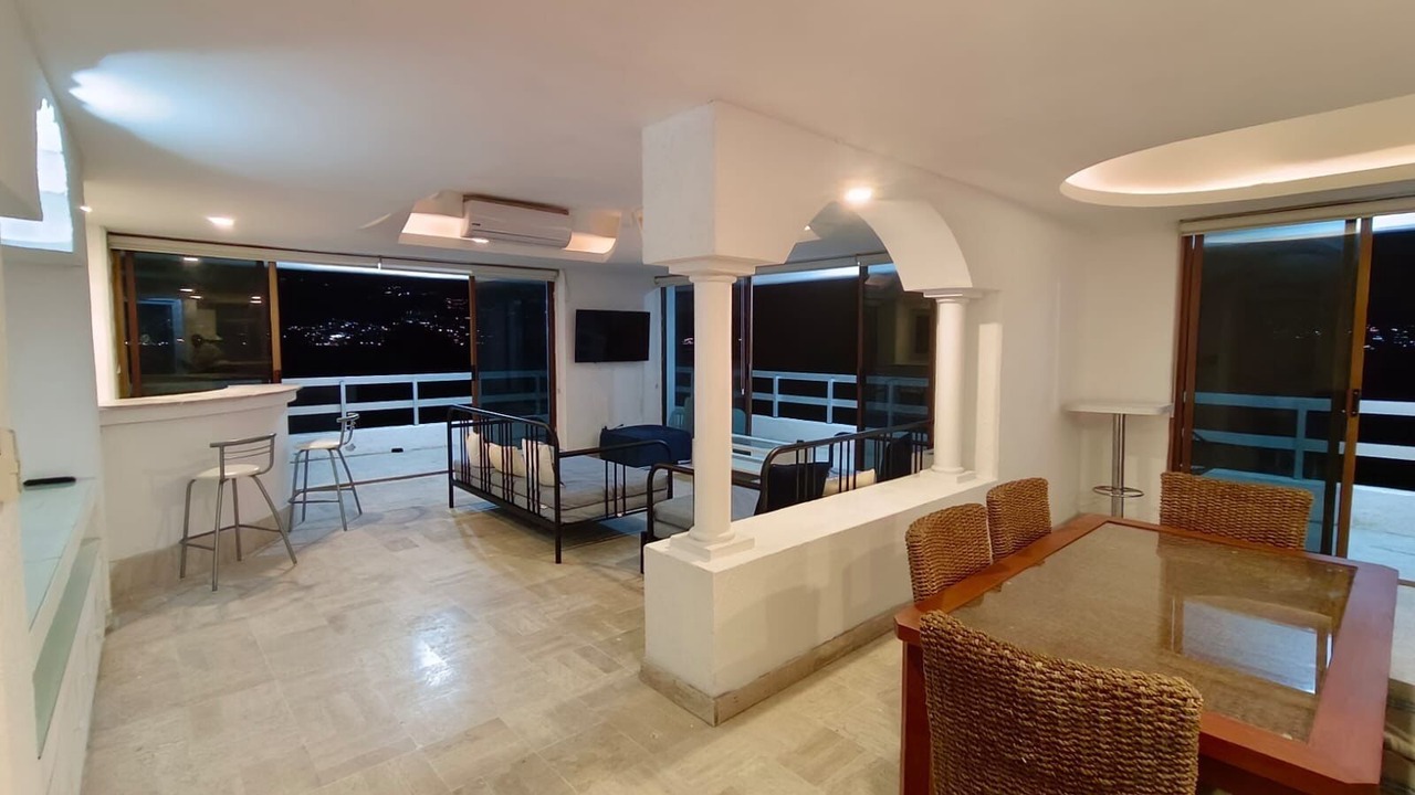 Photo of Others in Costera Acapulco