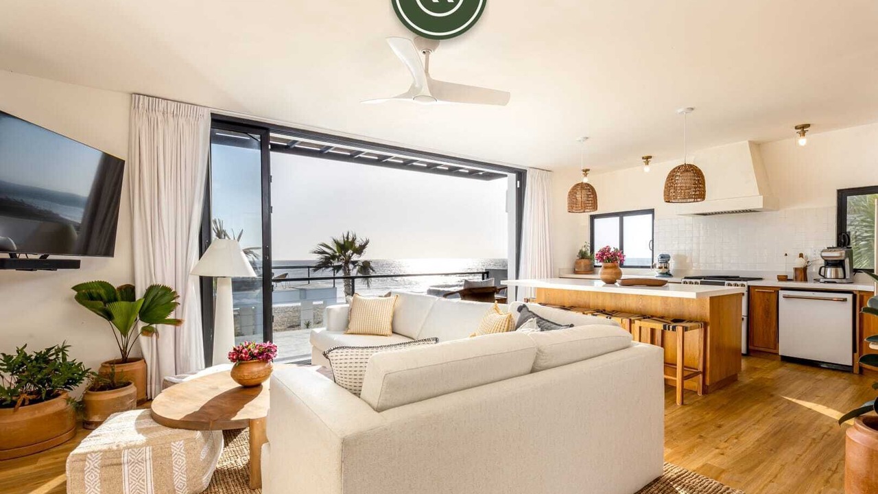 Photo of Livingroom in Cerritos