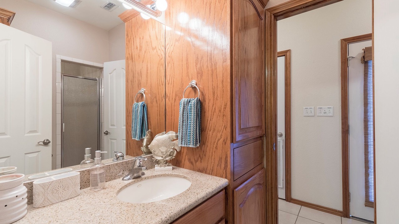 Photo of Bathroom in Arroyo City