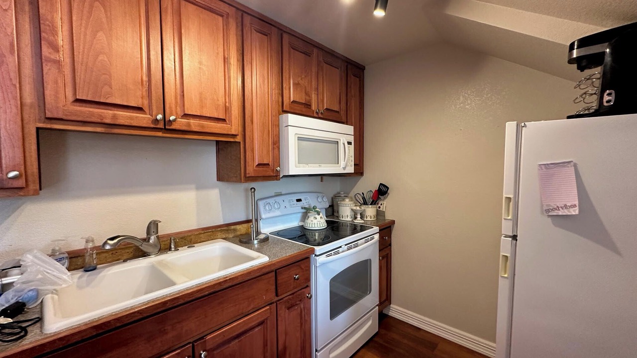 Photo of Kitchen in Desert View Village