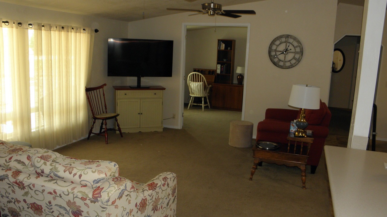 Photo of Livingroom in Black Horse