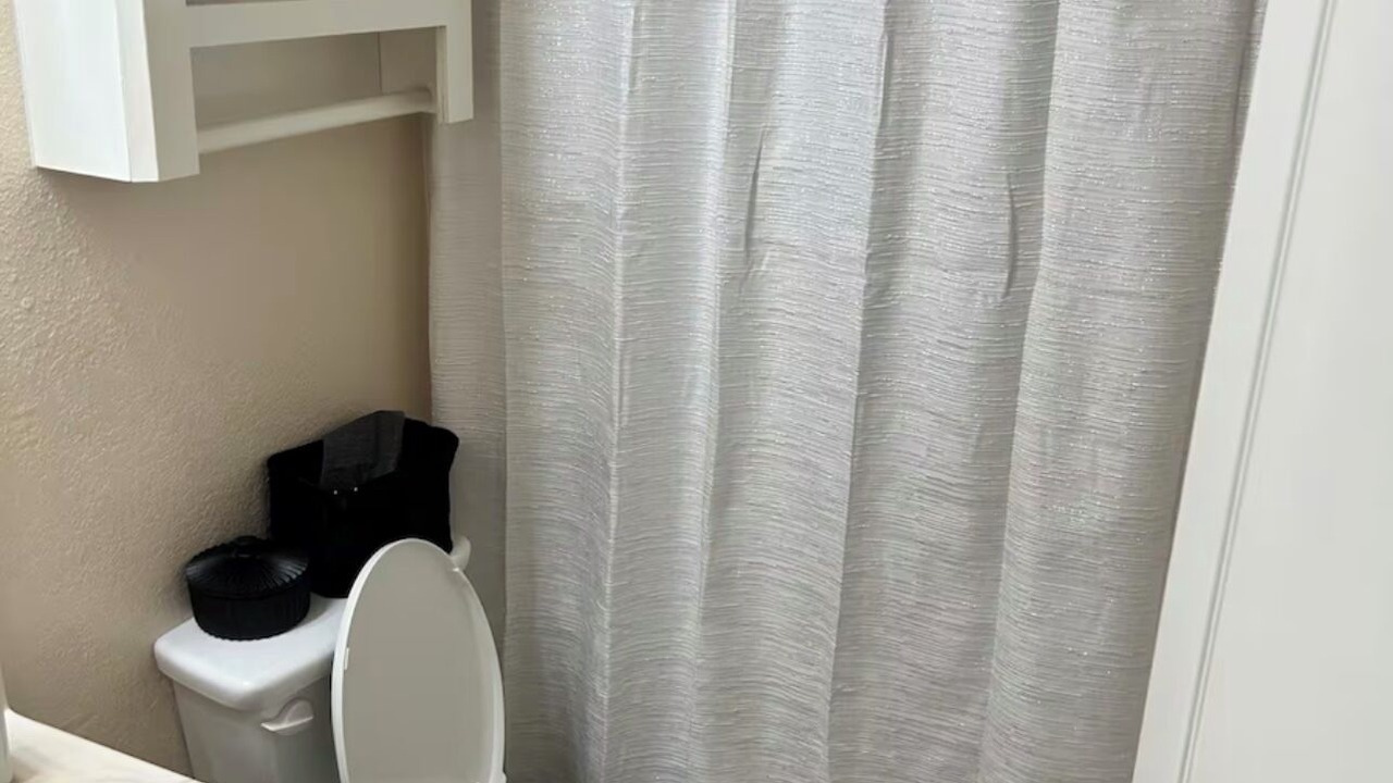 Photo of Bathroom in Brownsville