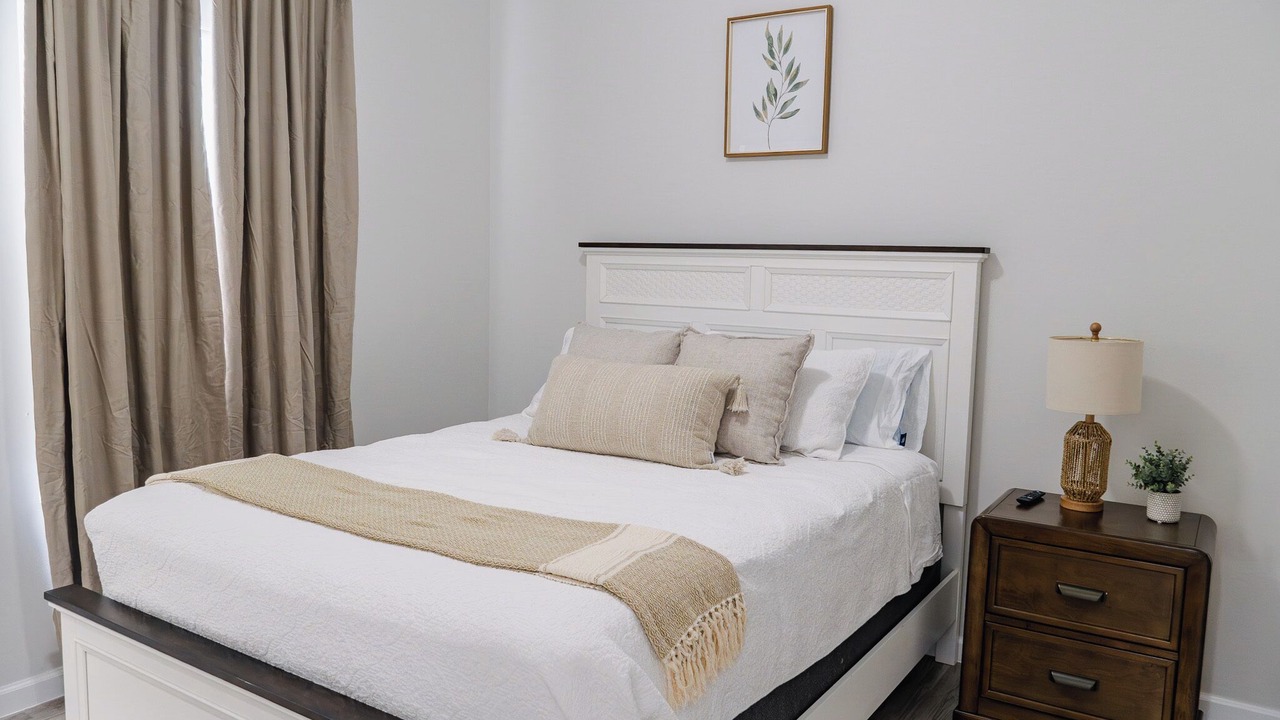 Photo of Bedroom in Brownsville