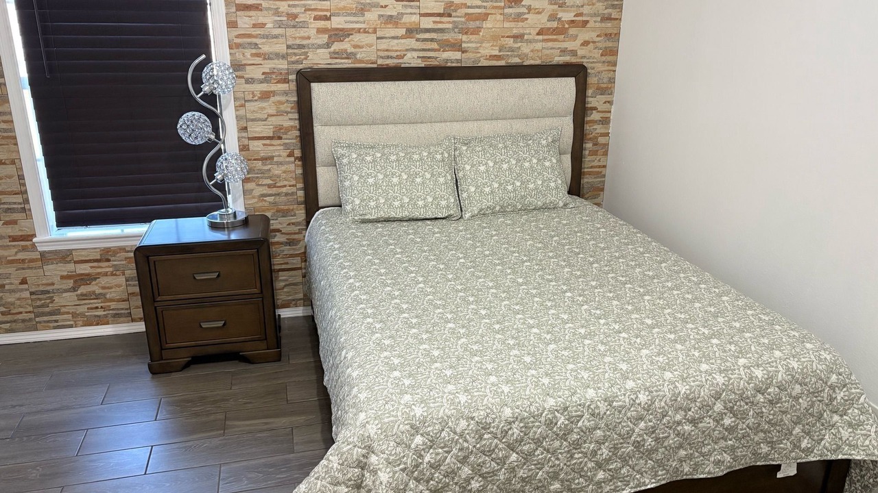 Photo of Bedroom in Brownsville