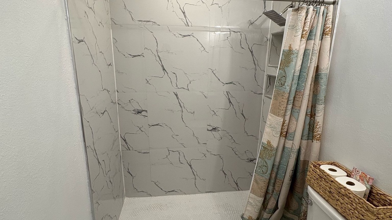 Photo of Bathroom in Brownsville