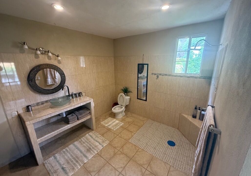 Photo of Bathroom in Los Ayala