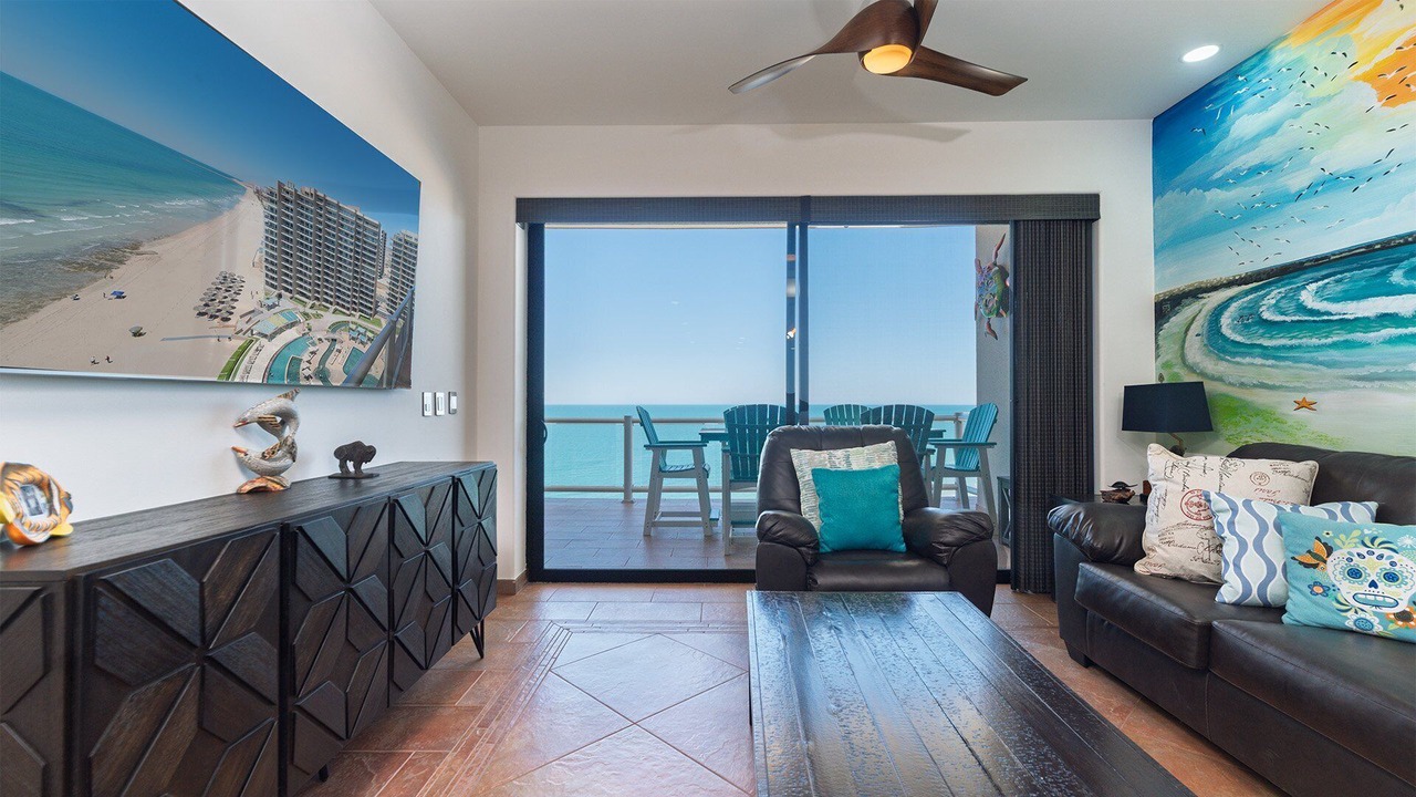 Photo of Livingroom in Bella Vista