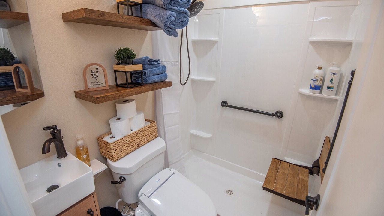 Photo of Bathroom in Yuma