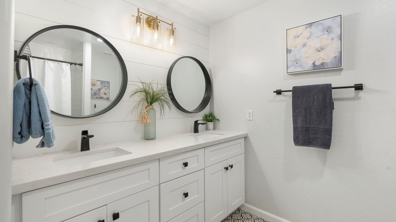 Photo of Bathroom in Fox Crossing