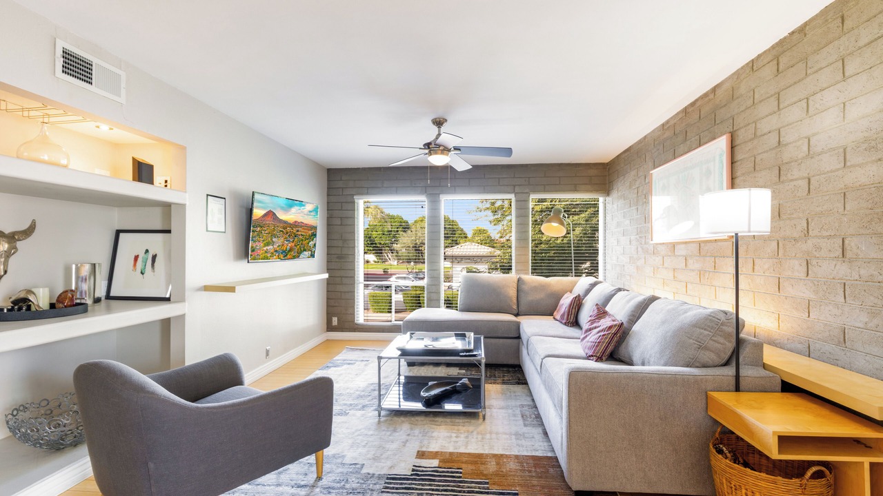 Photo of Livingroom in South Scottsdale