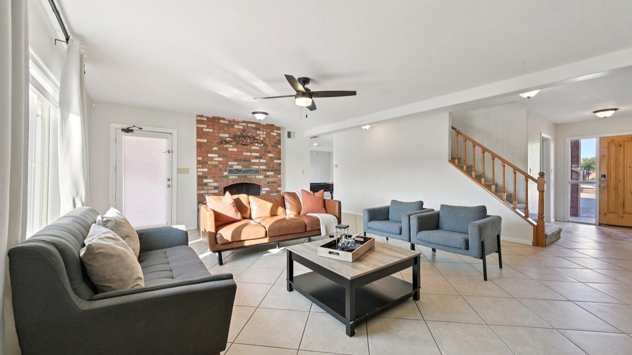 Photo of Livingroom in Maricopa County