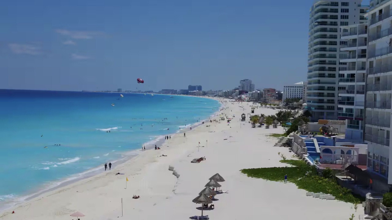 Photo of Others in Punta Cancun