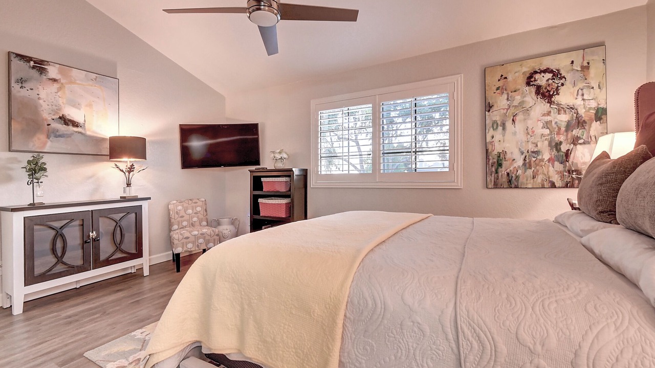 Photo of Bedroom in Camelback East