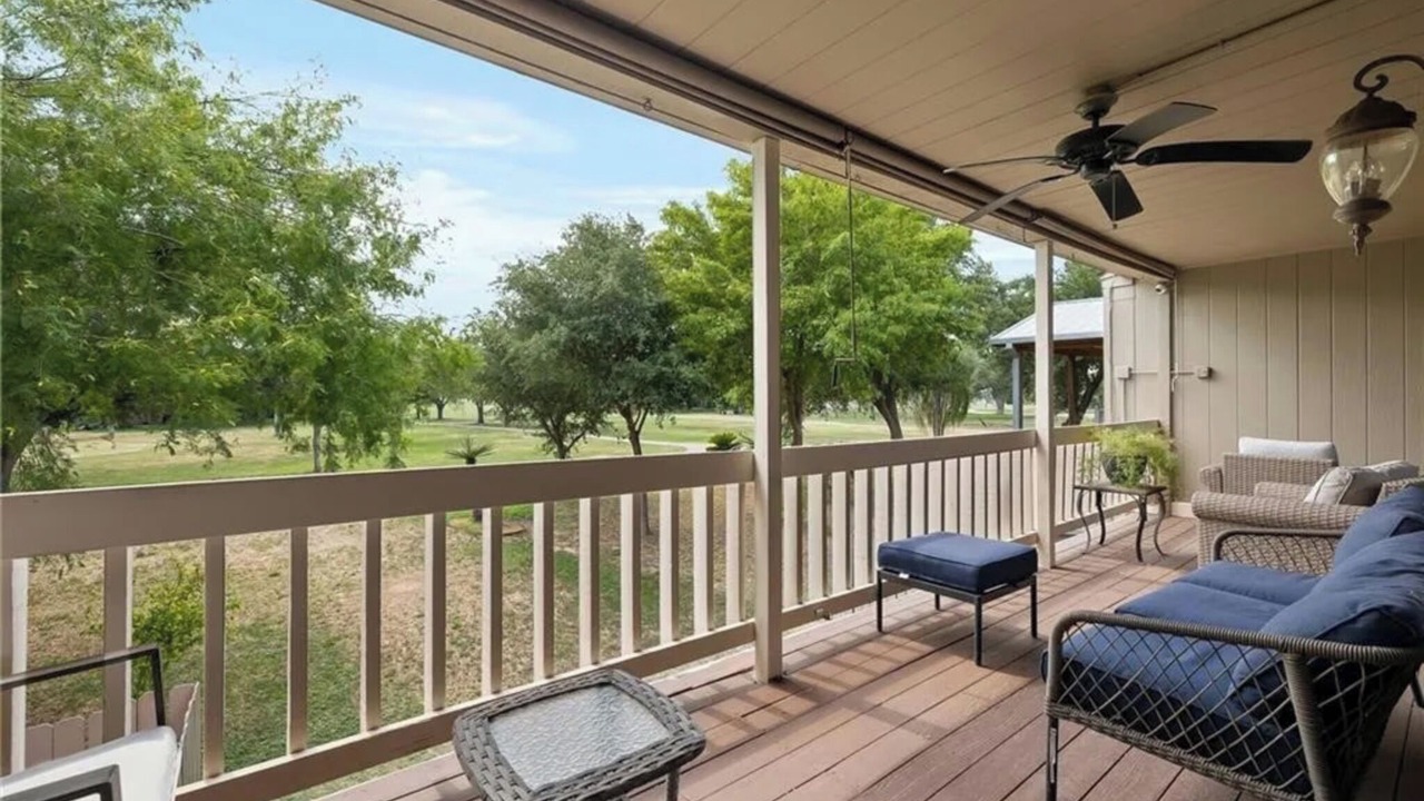 Photo of Patio Balcony in Mission