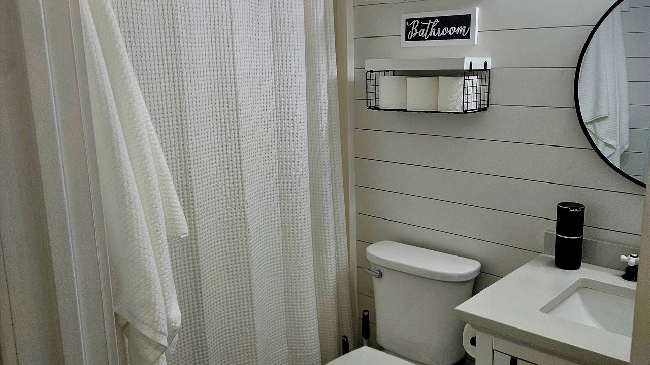 Photo of Bathroom in Desert View