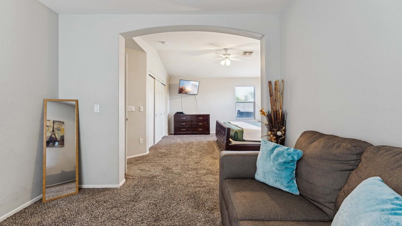 Photo of Livingroom in Avondale