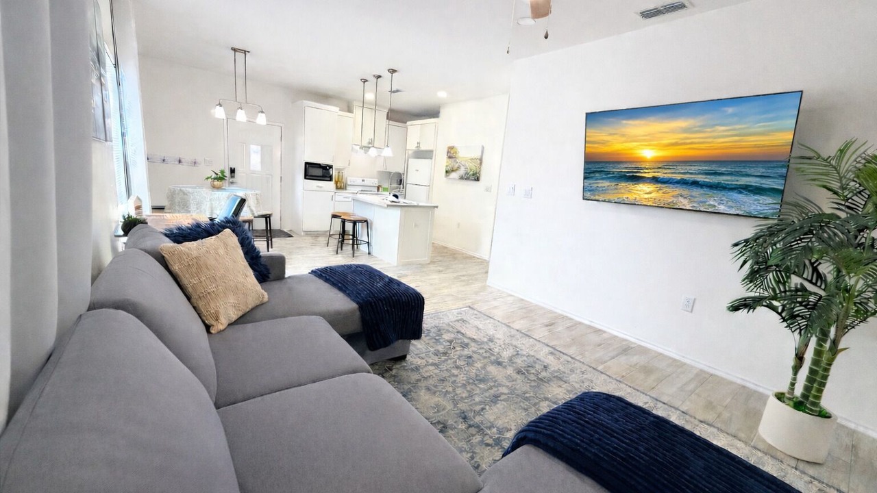 Photo of Livingroom in Sebastian