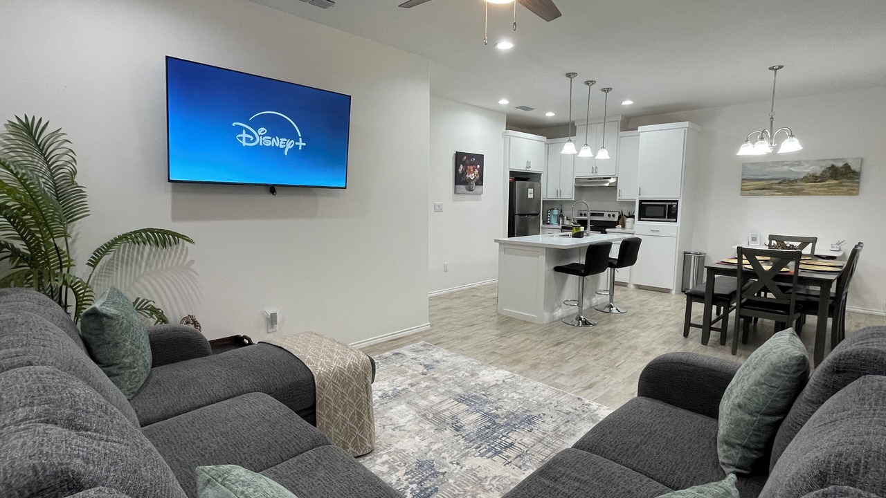 Photo of Livingroom in Sebastian