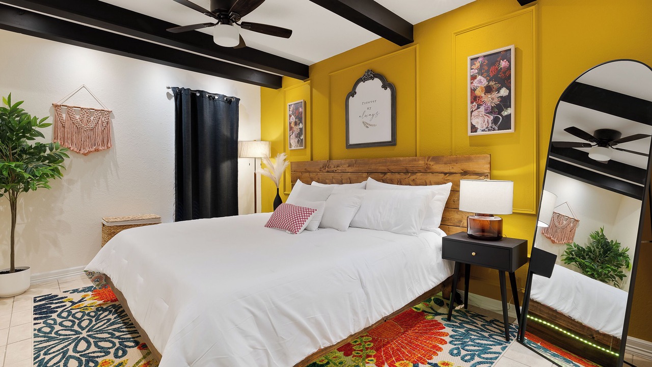 Photo of Bedroom in Weslaco
