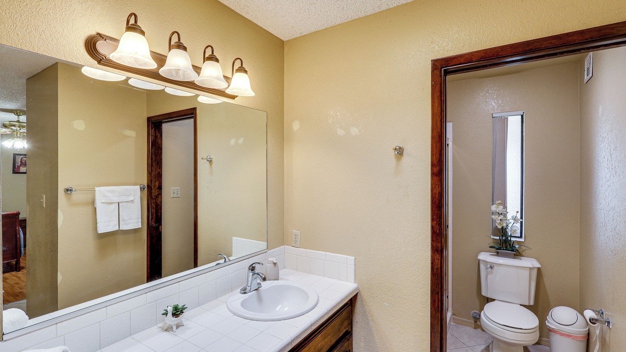 Photo of Bathroom in Yuma Corona