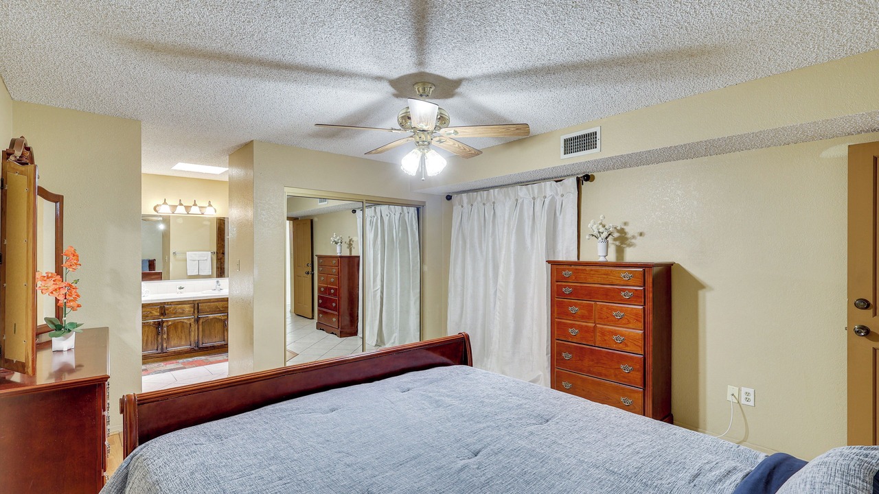Photo of Bedroom in Yuma Corona