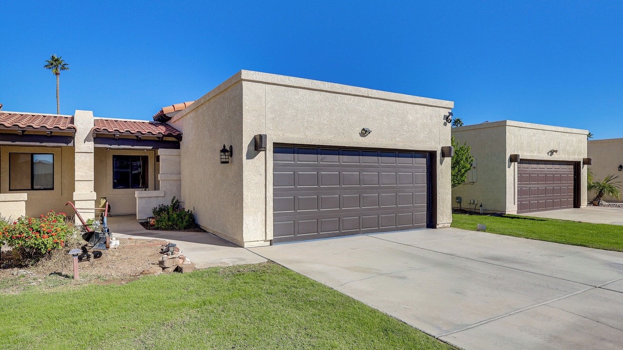 Photo of Outdoor in Yuma Corona