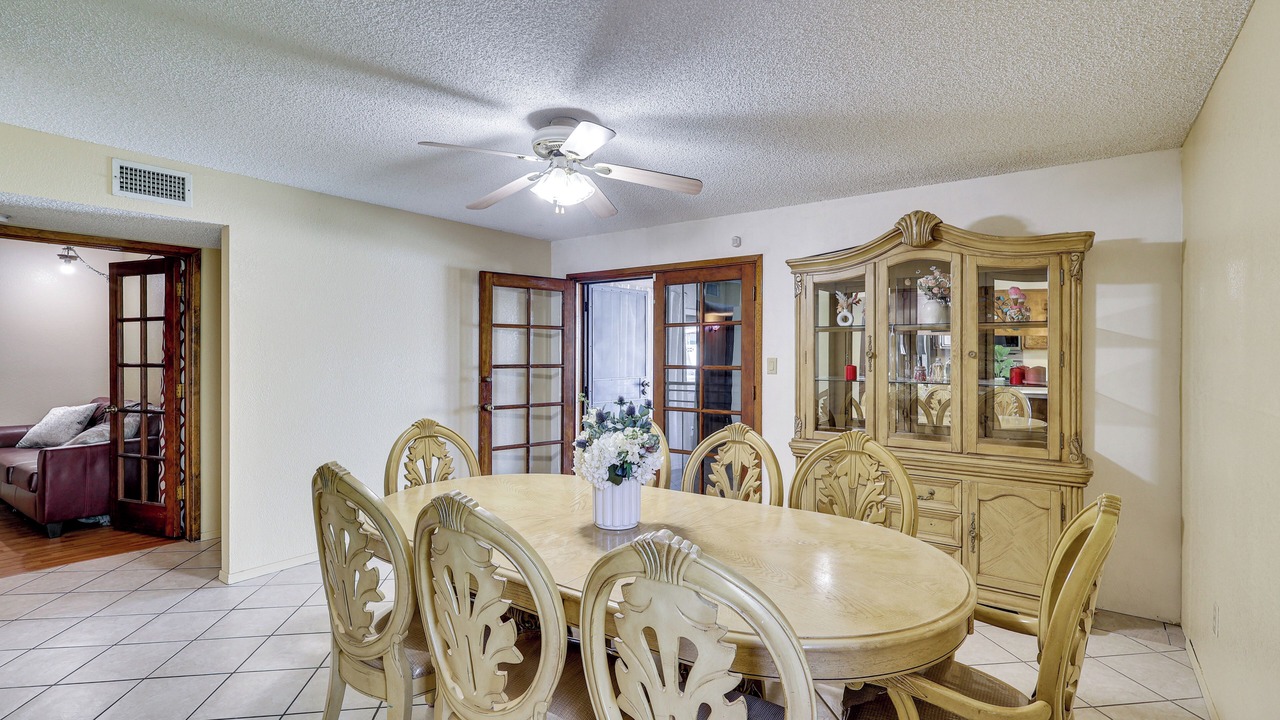 Photo of Livingroom in Yuma Corona