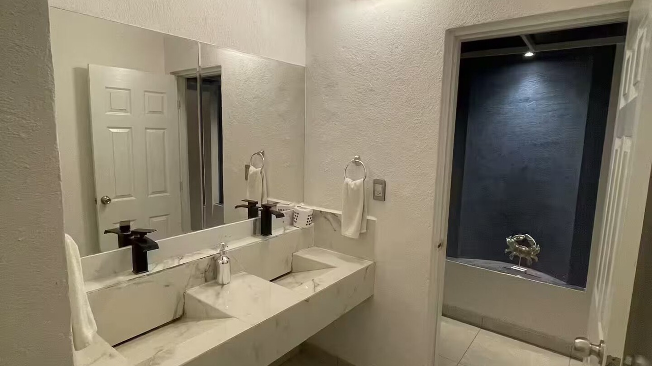 Photo of Bathroom in Pichilingue