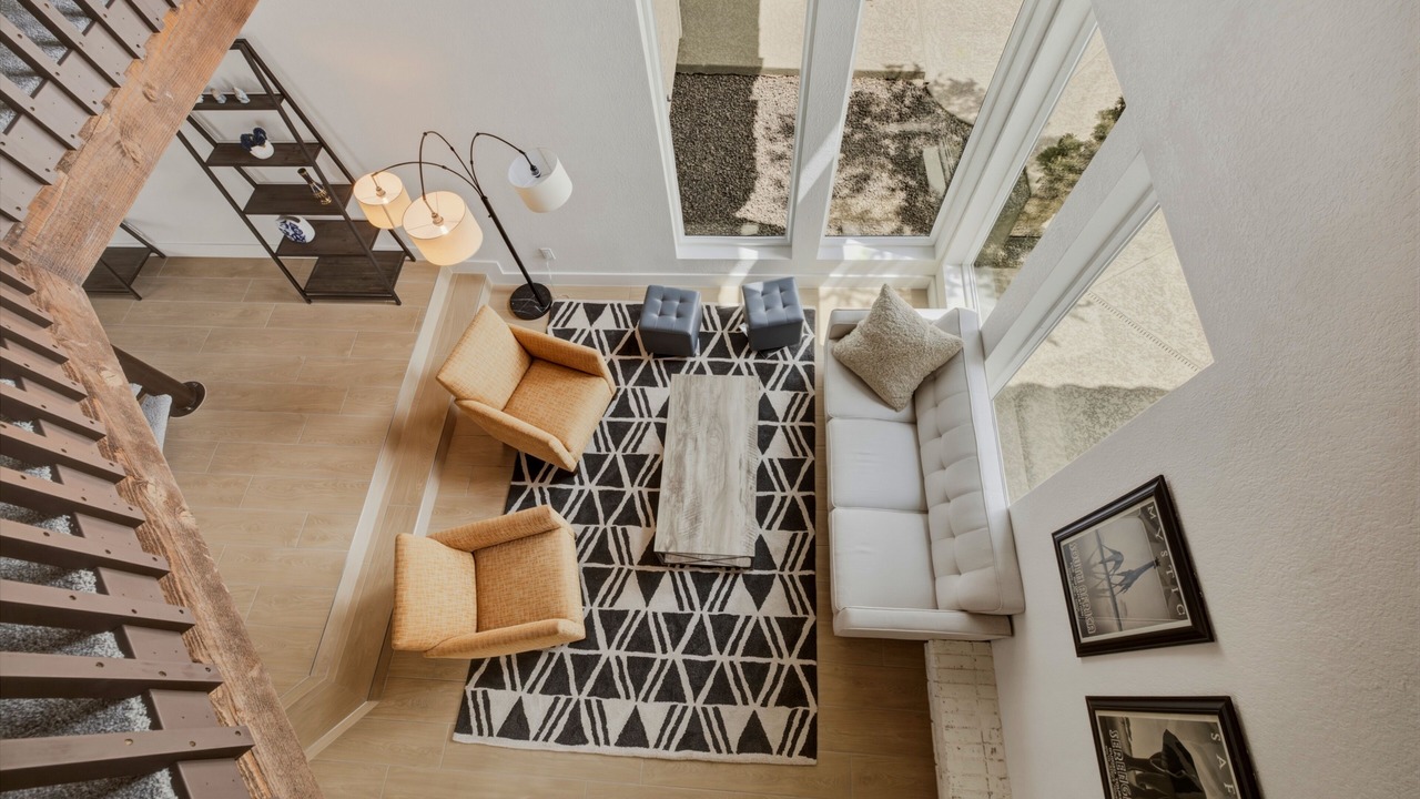 Photo of Livingroom in North Mountain