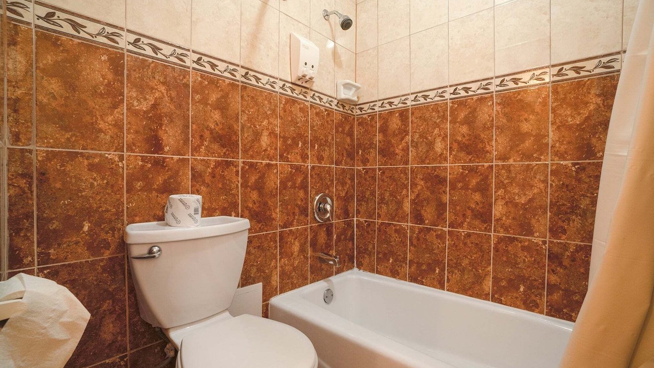 Photo of Bathroom in Weslaco