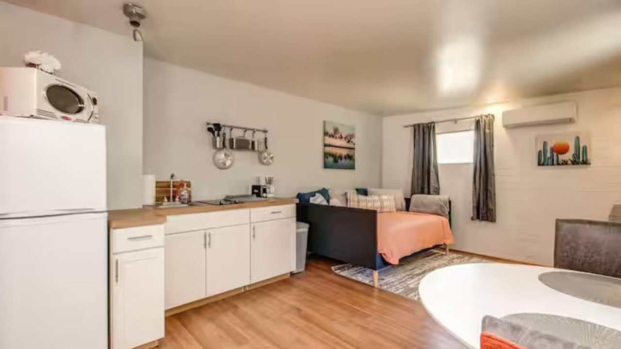 Photo of Bedroom in Ocotillo Manor