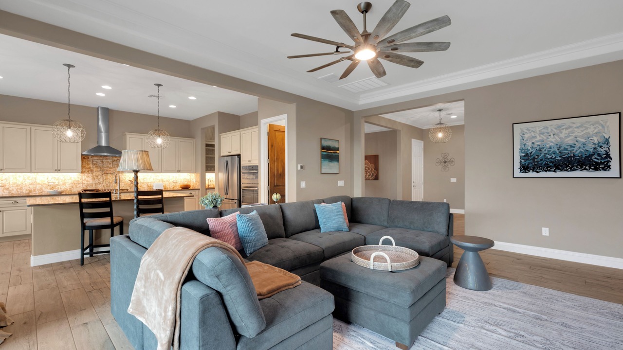 Photo of Livingroom in Dove Mountain