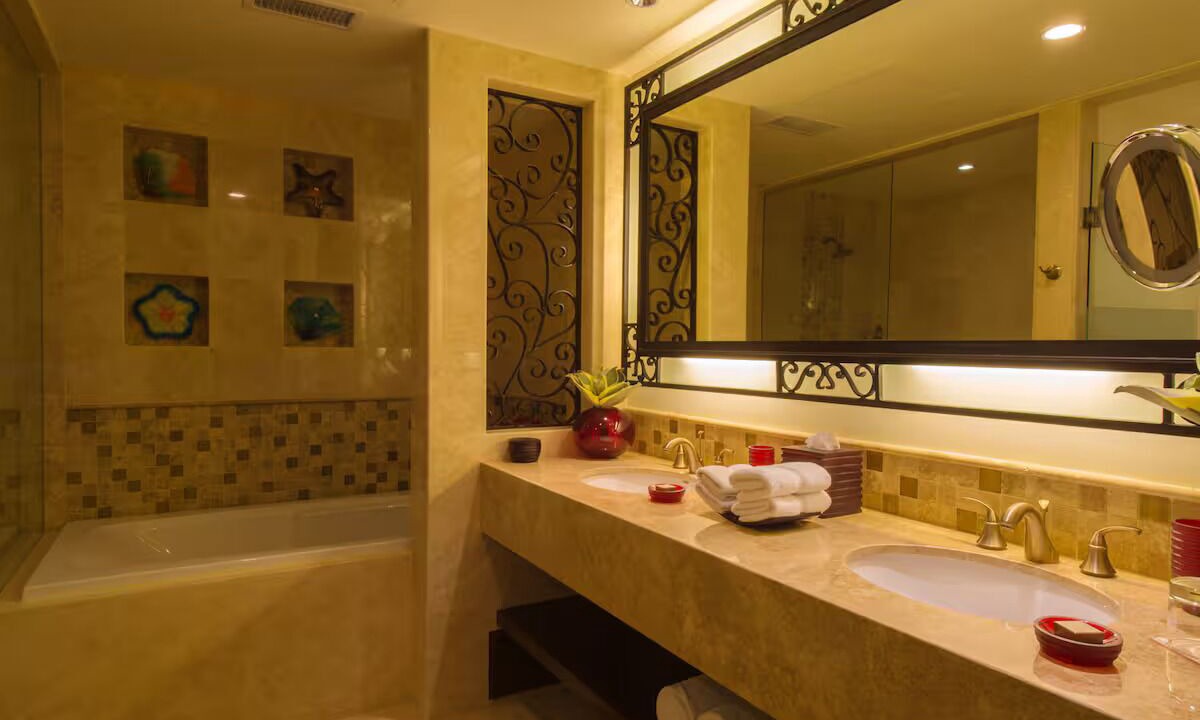 Photo of Bathroom in Marina