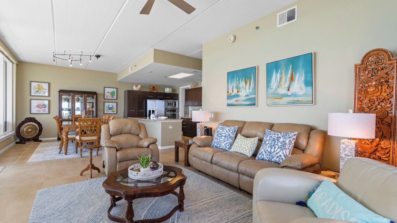 Photo of Livingroom in The Shores