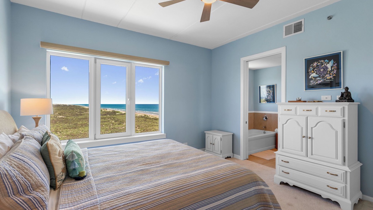 Photo of Bedroom in The Shores