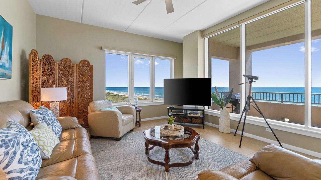 Photo of Livingroom in The Shores