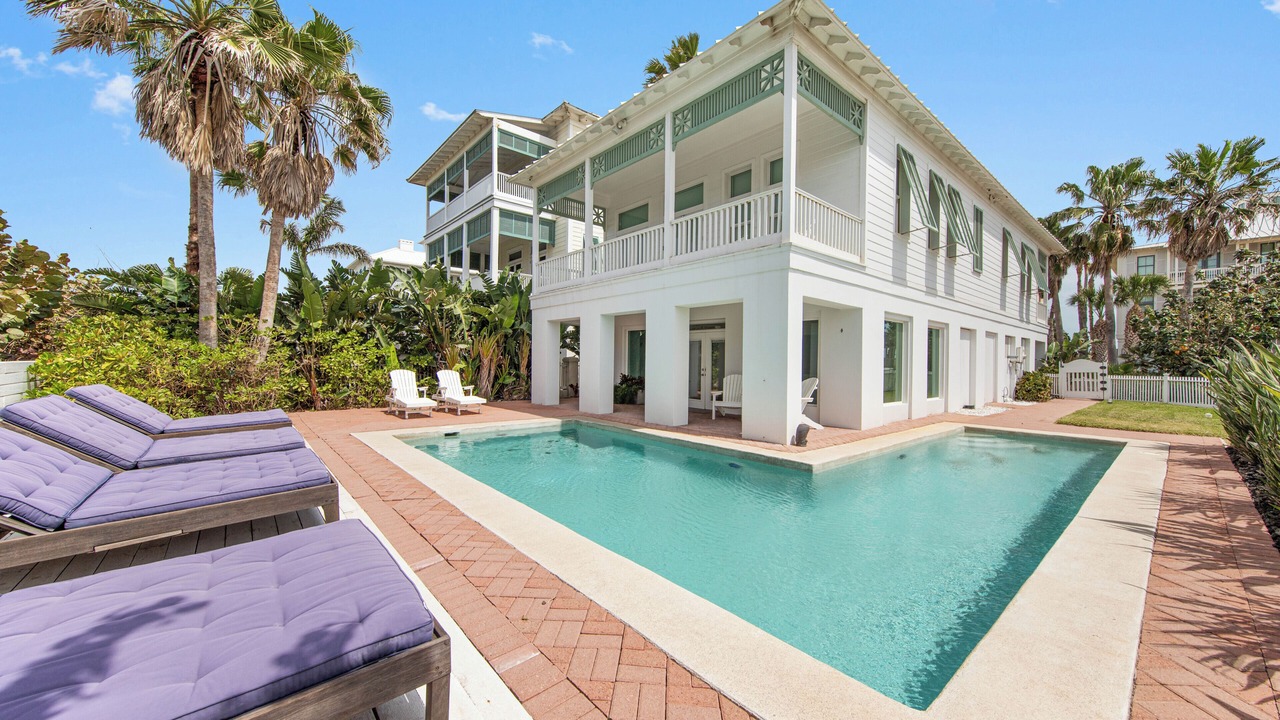 Photo of Outdoor in The Shores