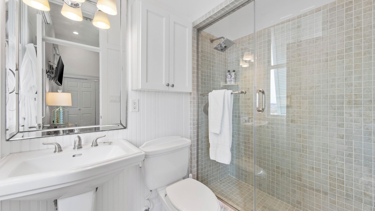 Photo of Bathroom in The Shores
