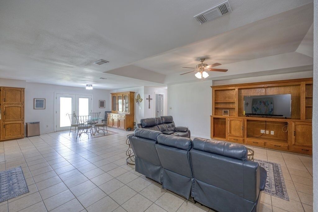 Photo of Livingroom in Pharr