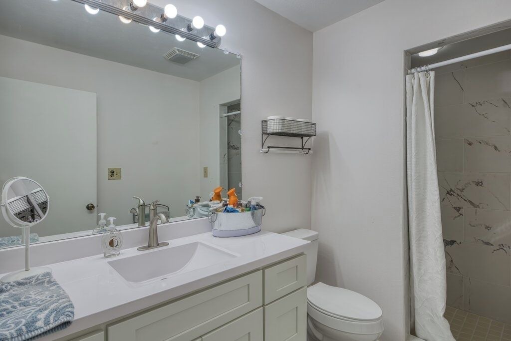 Photo of Bathroom in Pharr