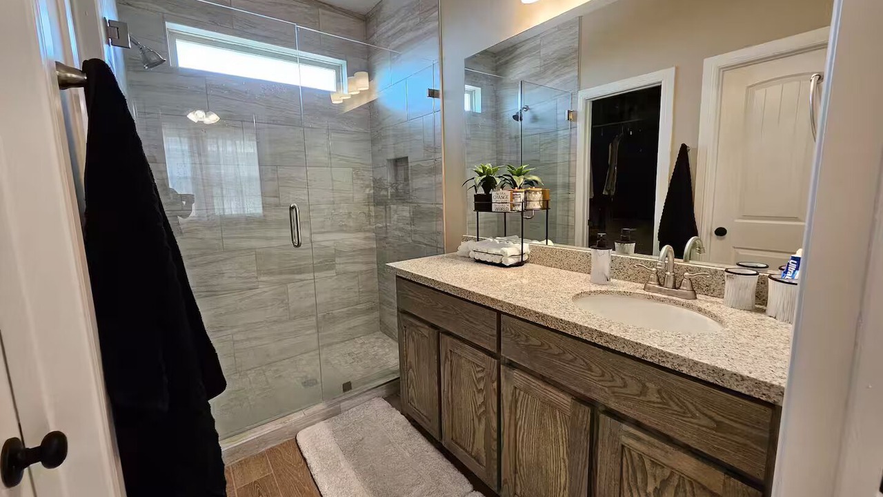 Photo of Bathroom in Edinburg