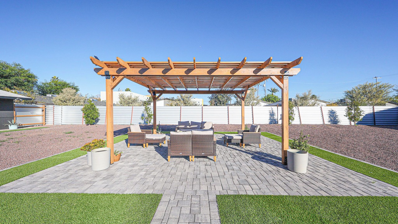 Photo of Patio Balcony in Encanto
