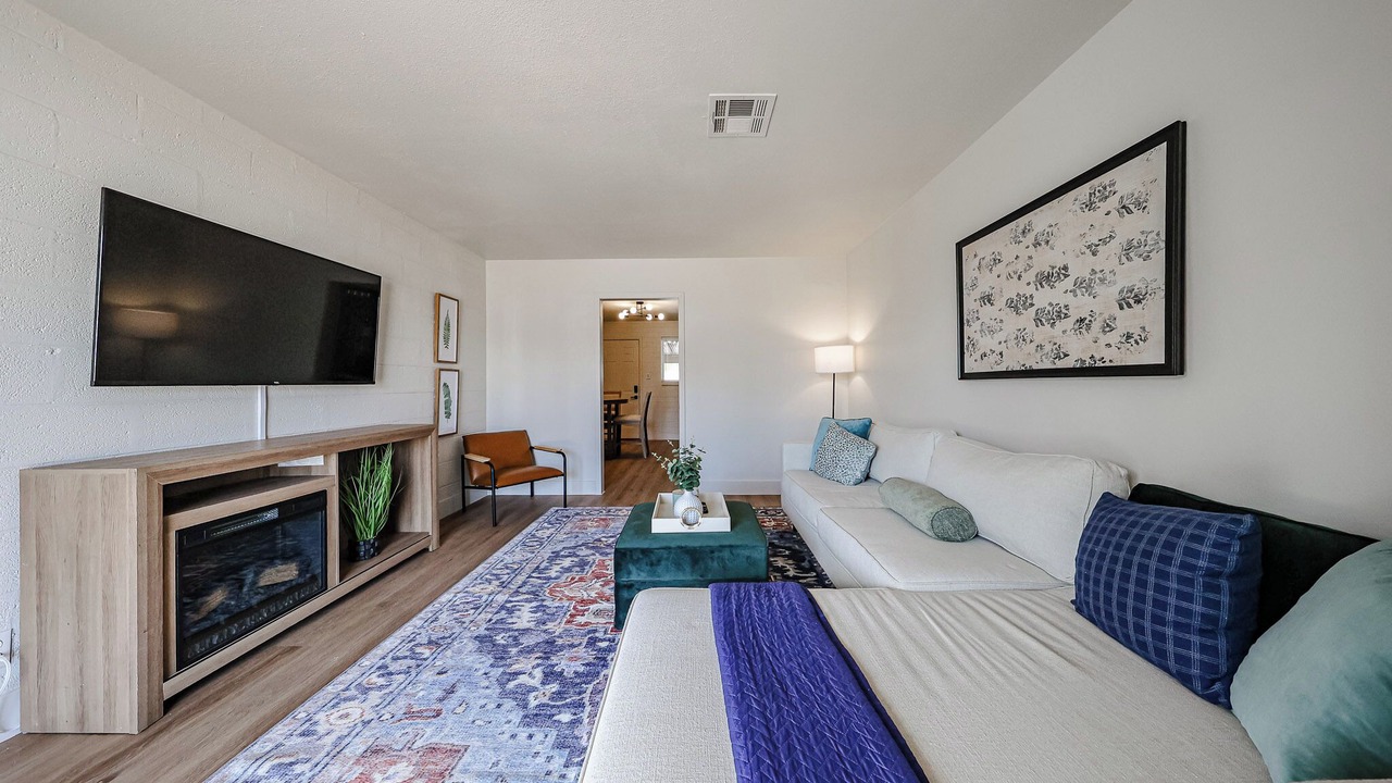 Photo of Livingroom in Encanto