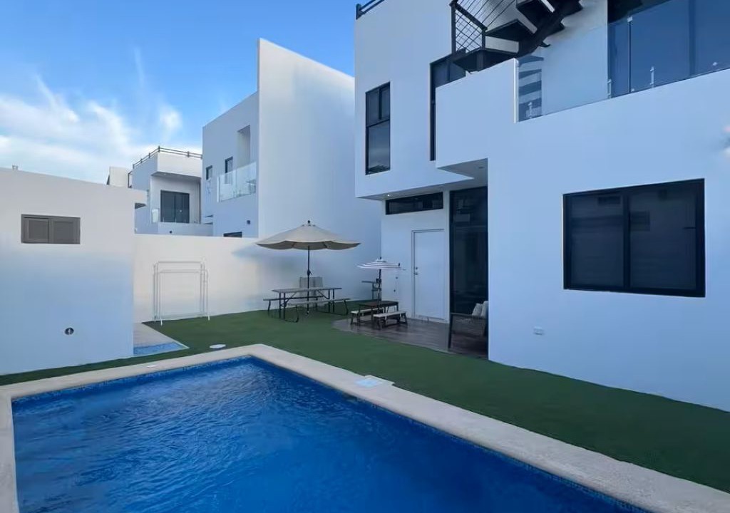 Photo of Outdoor in San Carlos