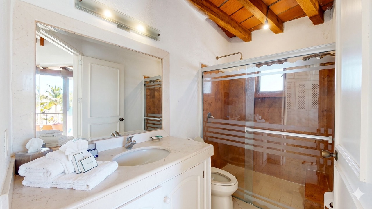 Photo of Bathroom in South Hotel Zone